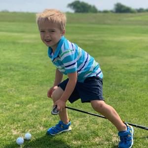 Meet your Posher, Zachary